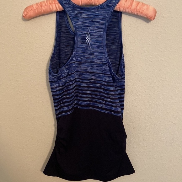 ATHLETA Finish Fast Racerback Tank Top Blue Stretch Style Size Small - Picture 5 of 5